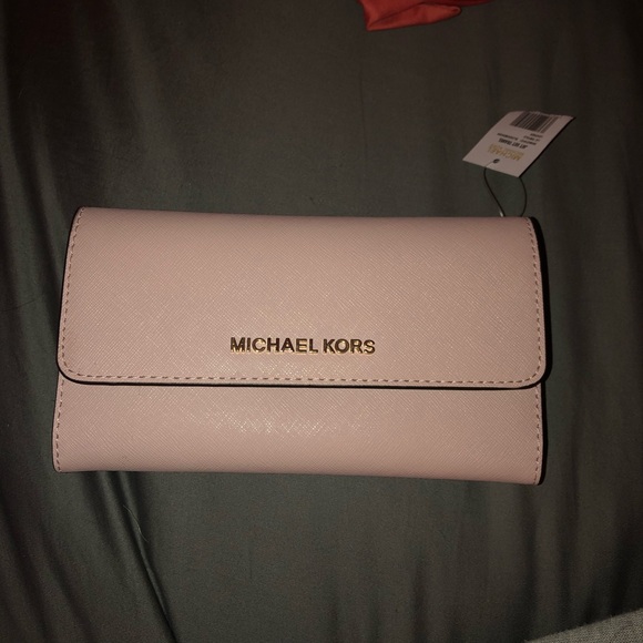 Michael Kors Handbags - Micheal Kors Wallet